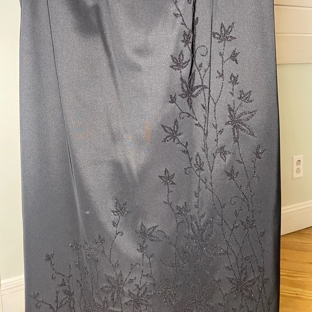 Sleeveless Sheath Black Dress With Seed Bead Details CDC Petites Size 12 - Picture 7 of 7